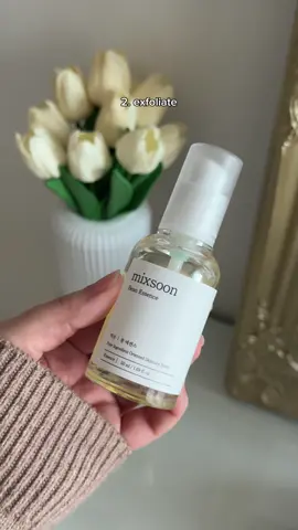 we love a simple routine 🤍 #mixsoon #mixsoonbeanessence #mixsooncardib #koreanskincare #skincaretok  @mixsoon_official @mixsoon @mixsoon_influencer @mixsoon_global 