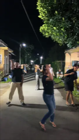 seszz banget 💃🏻🤣#CapCut #pesonagondanglegi #teamkaret #equalityenterprise #themazmex 