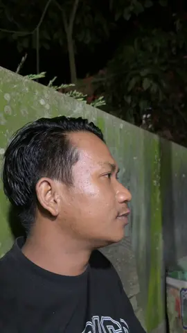 Piye kabare bocah sing senengane dolanan banyu udan