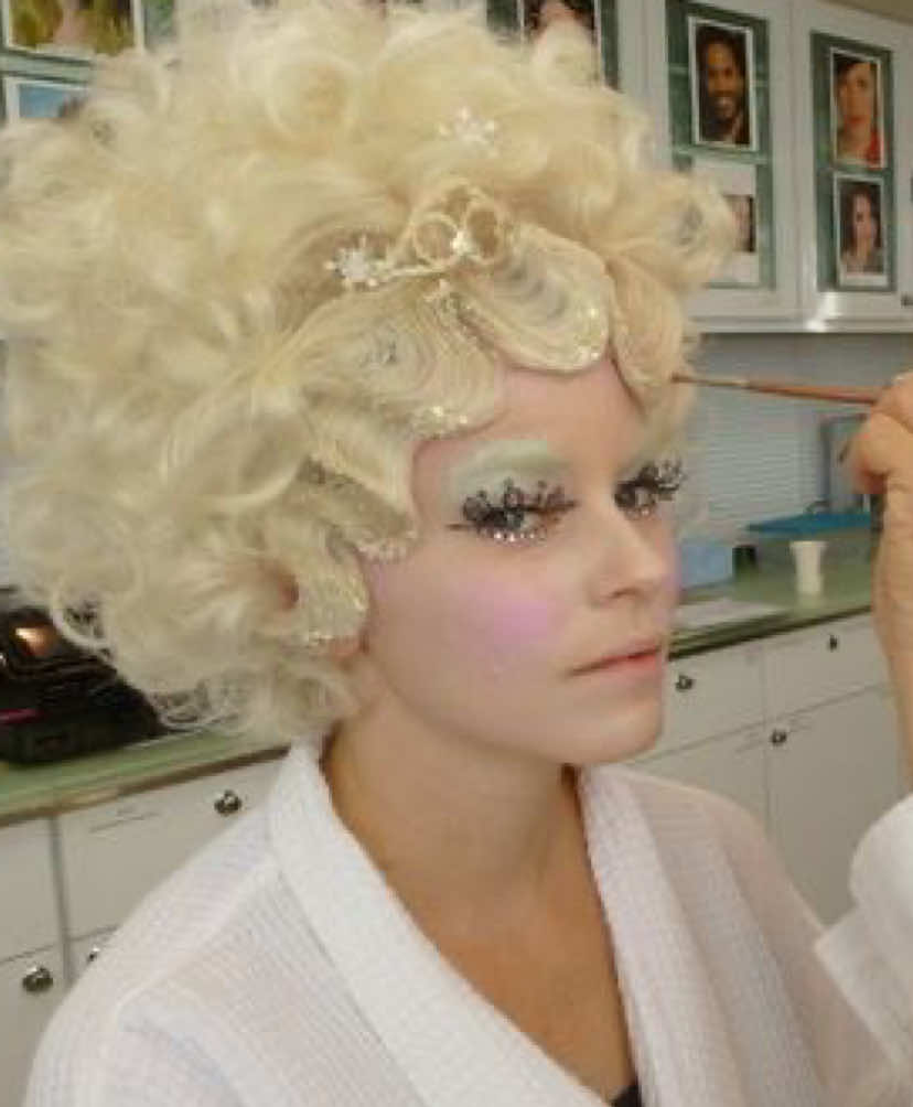 first post Kinda nervous!! Yoohoo effie nation plz bmf👋☺️ (ps just found out joseph zada was born same year as me.. wild.) #effietrinket #effietrinketedit #thehungergames #hungergamesedit #thehungergamesedit 