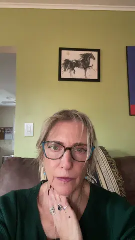 See you on live in a few##medium #group7 #readings 