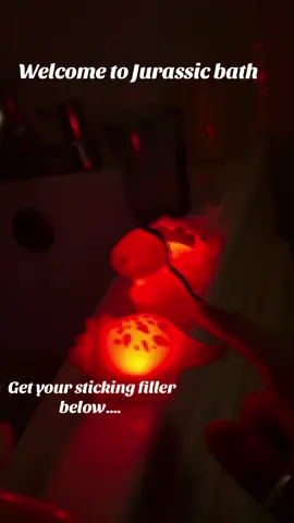 Tap water, instant glow 🌈💡🦖 These glowing dinosaur bath toys make bath time pure magic! #LightUpDinos #BathToyFinds #KidsBathToys #tiktokmademebuyit #blackfriday 