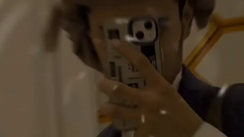 الهيبه موش علل مقيول 🗣️👏🏻 . . . . . .................................................... #حسام_سالم_ابوالنجا #عيت_بوالنجا #مصمم_البادية #foryou #fyp 