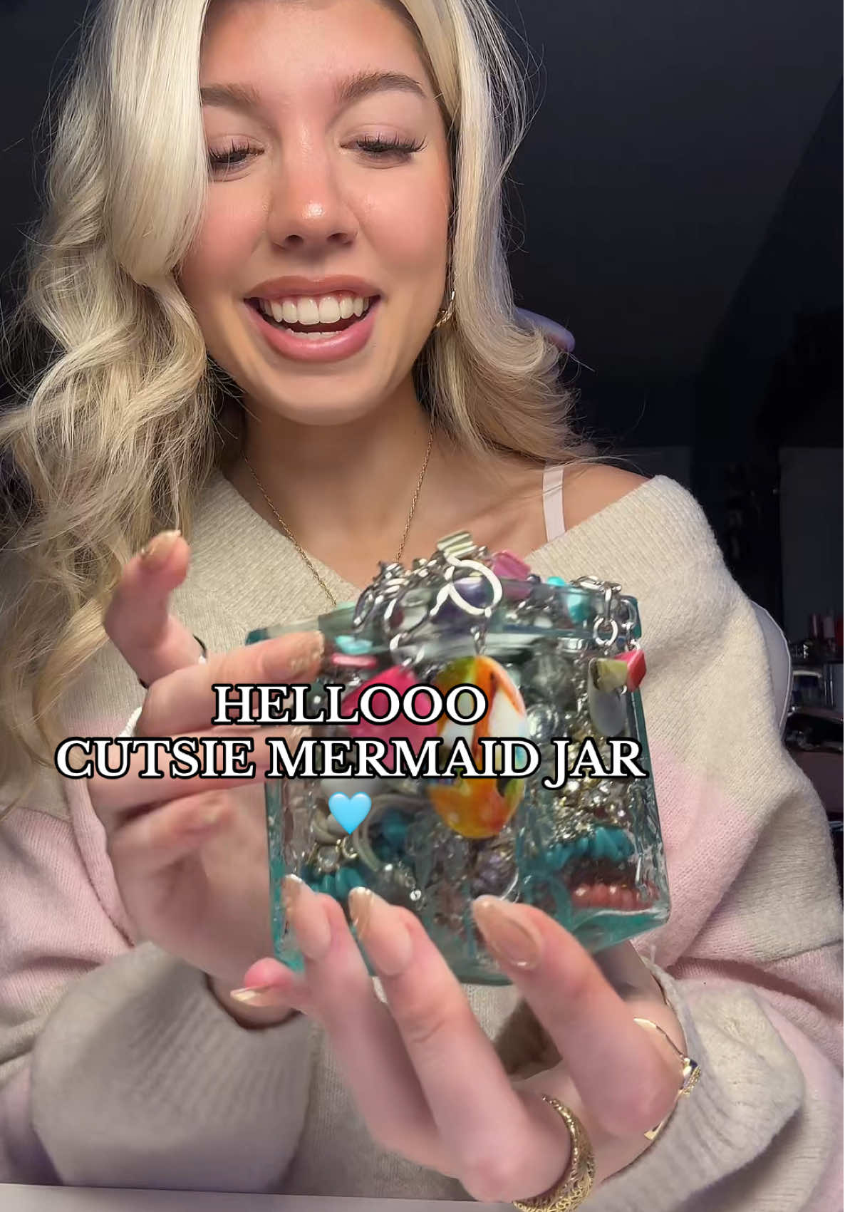 i loveee blue and bright colors GIVE ME IT ALLLL 🩵@mera.cove #mysteryjewelryjar #aesthetic #unboxing #mermaid #jewelrytiktok 