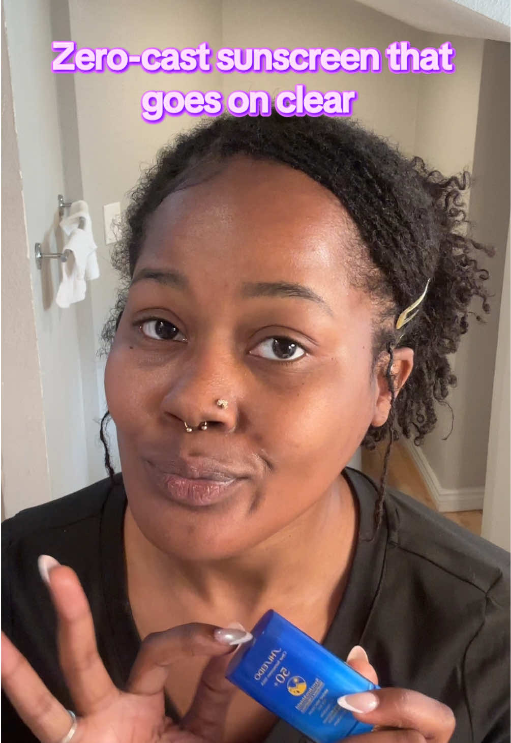 #notanad A clear sunscreen stick with SPF 50+ that can be re-applied anytime, anywhere, over or under makeup. The invisible protective veil is strengthened when it senses water and heat for peak protection during active, and outdoor activities.  KEY BENEFITS: • Broad-spectrum SPF 50+ protects against UVA/UVB rays • Mess-free and easy to apply over or under makeup • Invisible formula goes on clear, without any greasy residue • Infused with naturally-derived skincare ingredients to prevent signs of aging • Water-resistant for up to 80 minutes (re-apply every 2 hours)  • For face and body • Good for all skin types • Free of Oxybenzone and Octinoxate • Dermatologist-tested & Opthamologist-tested non-comedogenic And if the packaging concerns you, it’s made from 72% biodegradable materials. In my bio if you want the link. #sunscreenreview #koreanskincareproduct #easyskincare #whitecastsunscreen 