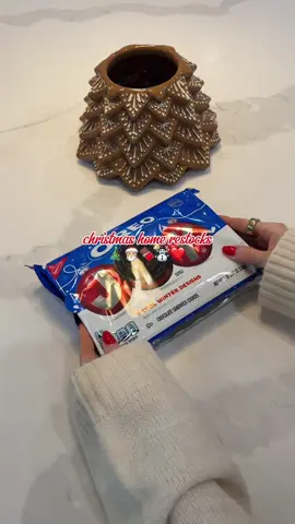 Christmas restocks are the best kind of restocks 🤭🎄❤️🍫❄️ #asmr #christmas #restock #Home #organizedhome 