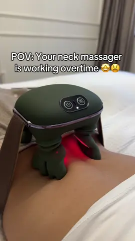 We all know someone who needs this massager 😫😮‍💨💆‍♀️ Link in bio! #neckmassager #massager #christmasgiftideas #TikTokMadeMeBuyIt #neckpain 