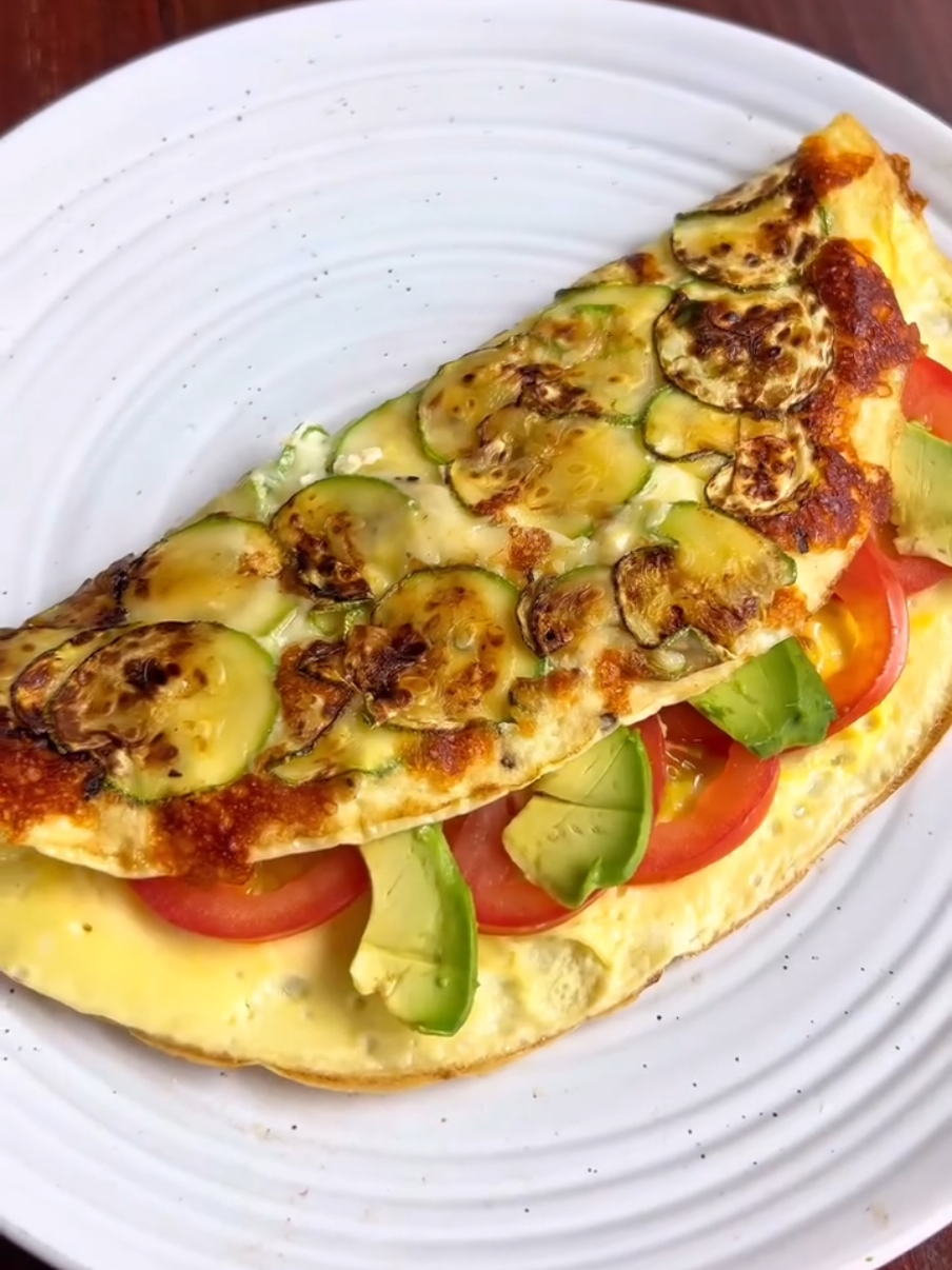 👉La monotonía de comer siempre lo mismo hace que mucha gente abandone...pero eso se acabó 💡 📙Con el Recetario Keto tienes +500 recetas variadas:  ✅️Desayunos rápidos y nutritivos  ✅️Almuerzos y cenas fáciles de preparar  ✅️Snacks y postres que no rompen tu progreso Todo explicado paso a paso  Cuidar tu alimentación nunca fue tan simple.  Crédito: @nutri.marielfdz✨️ 💥Comenta RECETARIO y te paso todo al DM. Solo por hoy a un precio asequible 💥  #ketosabornatural  #recetariodigital  #ketorecipes  #lowcarb  #recetasfit 