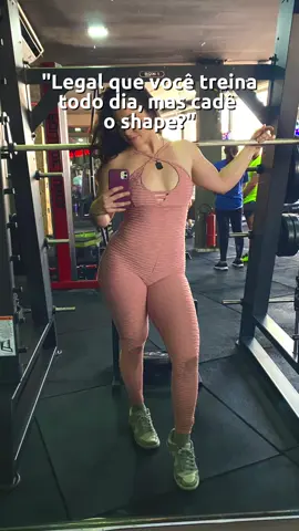 Eu fico assim no dia q n tomo aquele drink q acalma os ânimos 