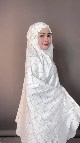 Lebaran pake mukena 40RIBU🫵😍#mukenalebaran #mukenatraveling #mukenaterawih #mukenasewasa #fypviralシ 