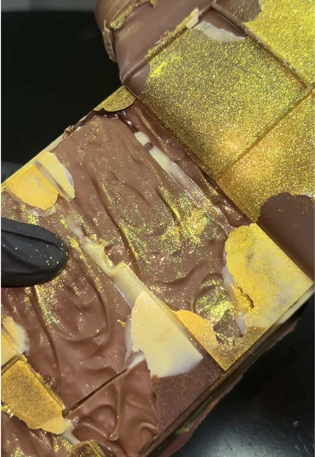 Golden daim dubai chocolate came out perfect 🍫✨ #dubai #chocolate #chocolatelover #part2 