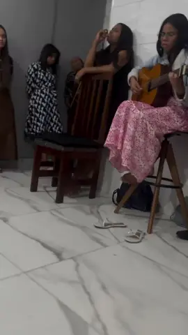 Hino: A vida é mesmo assim  Késia Neri e Raquel Romanelly  #avulsosccb #vidaeterna 