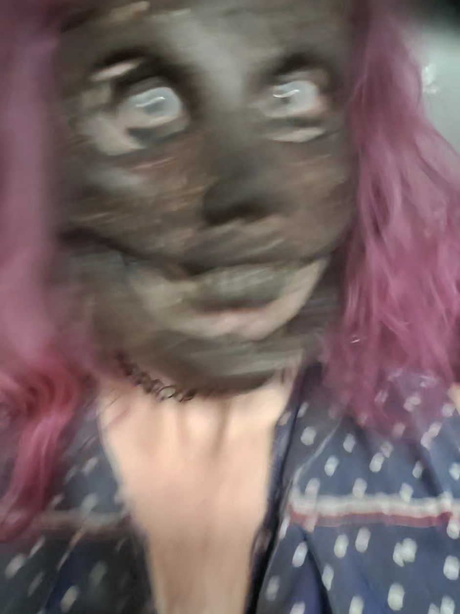 found this throwback from scare acting last season lol . . . . . . #halloween #scareactor #fearcolumbus #hauntedhouse #sfxmakeup 