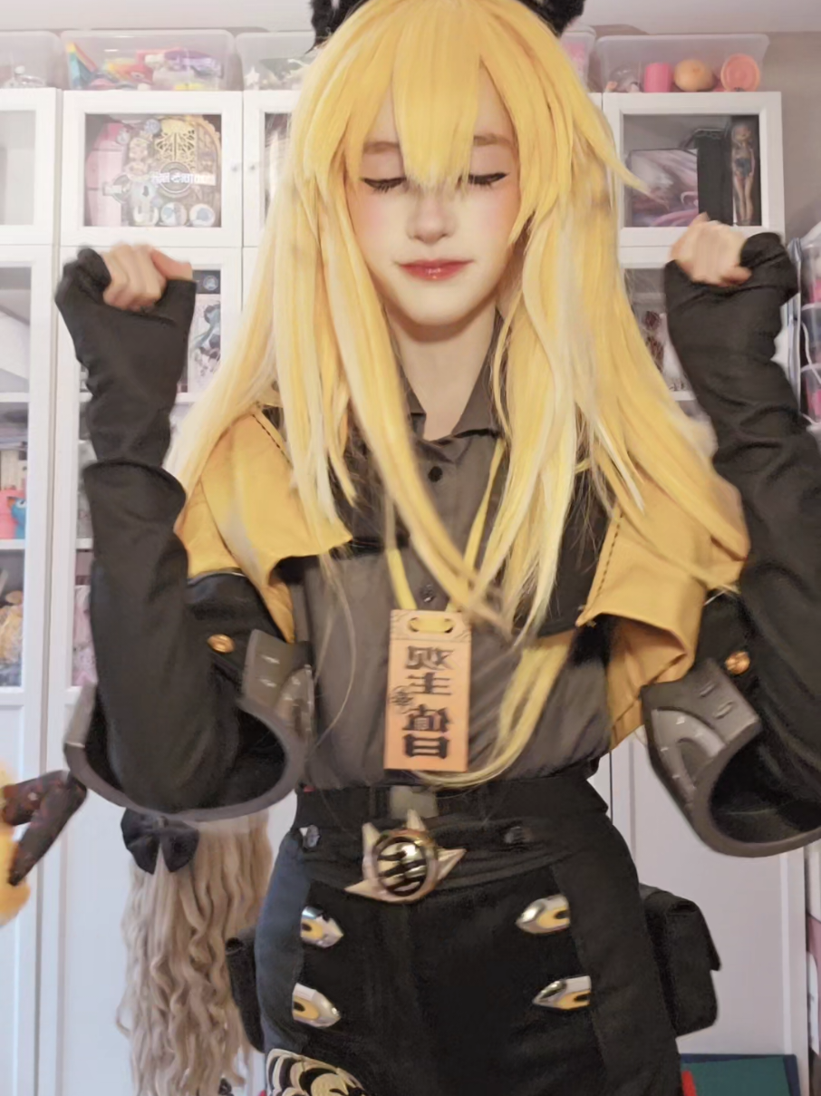 Ju fufu is my fav cosplay rn aaaa #jufufu #jufufucosplay #cosplaygirl #cosplayer #viralllllll 