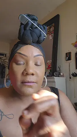 Hello my beautiful people 💛... Do you feel stuck???#dannimoon #tiktokcreator #godsgift #FYP 