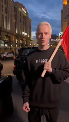 Чучут баян, но все равно круто #m8l8tx 