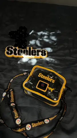 @Pittsburgh Steelers are in LA ✨✨✨🖤 Game Day Essentials 🎀 #footballgameoutfit #steelers #stadiumapprovedbags 
