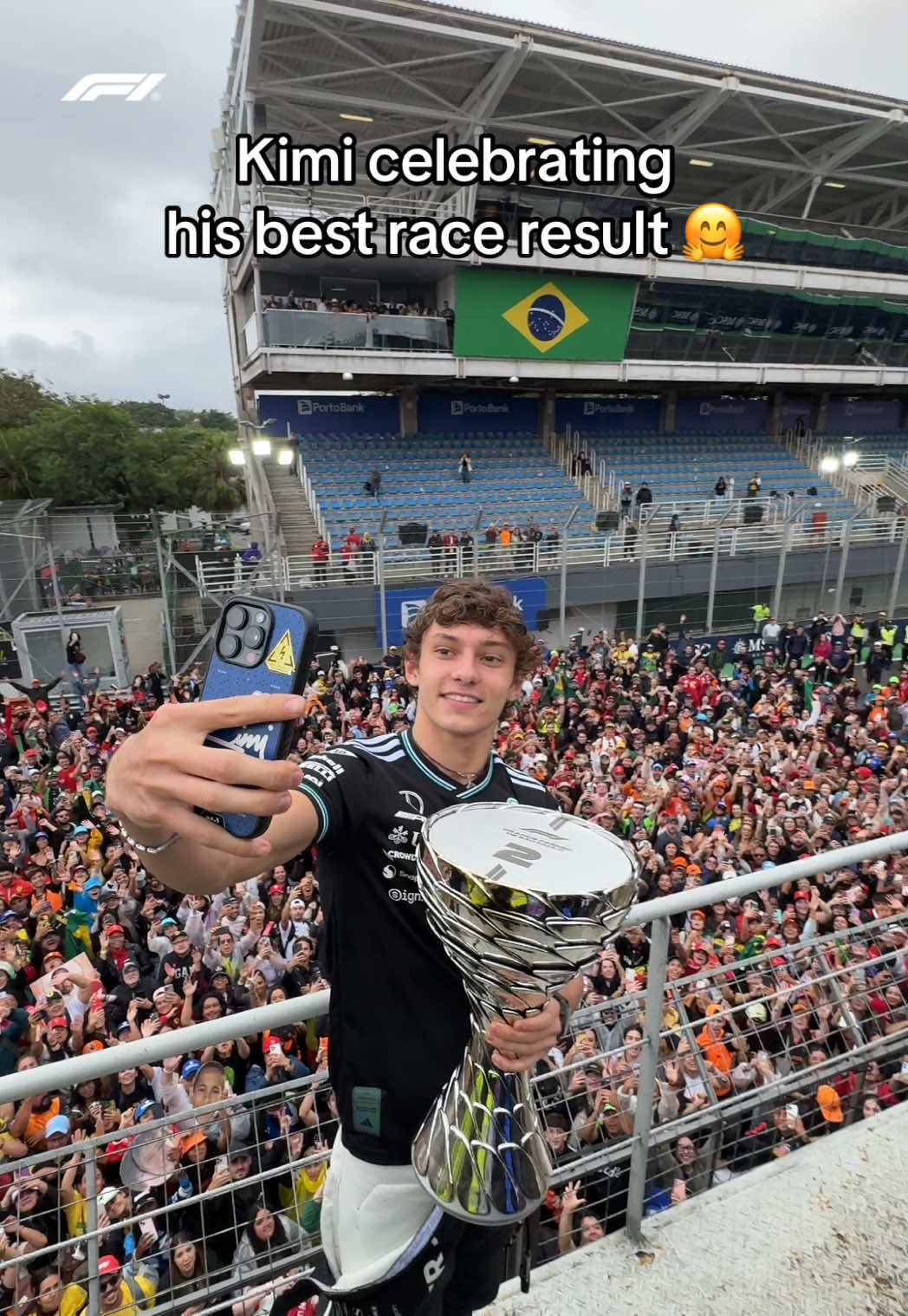 gotta get the right angle for the ‘grammm 🤳 @Andrea Kimi Antonelli #f1 #brazilgp #kimiantonelli #mercedesf1 