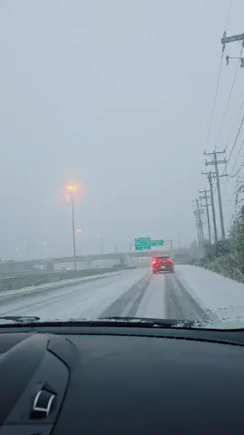 جاهزين.. مش سامع جاهزين🤣 #ترند #ترند_تيك_توك #كندا #snow 