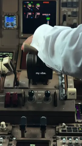 What about you? ✈️ #aviation #avgeek #cockpit #flightdeck #flying