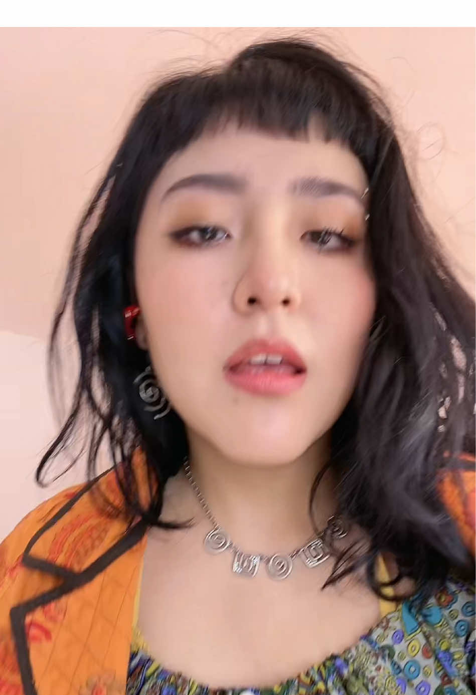 Yo 24/7 desde que vi el video de esos novios jajajaja #OOTD 