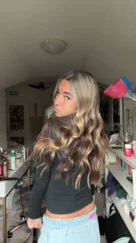 Another hair vid to realize my skirt was crooked #lipsync #hairinspo #curledhair 