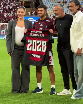 Nosso camisa 10 sendo homenageado renovação até 2028 podendo estender pra 2029 com metas a ser batidas #flamengo #futebolbrasileiro #vaiprofy #mengo #crf 