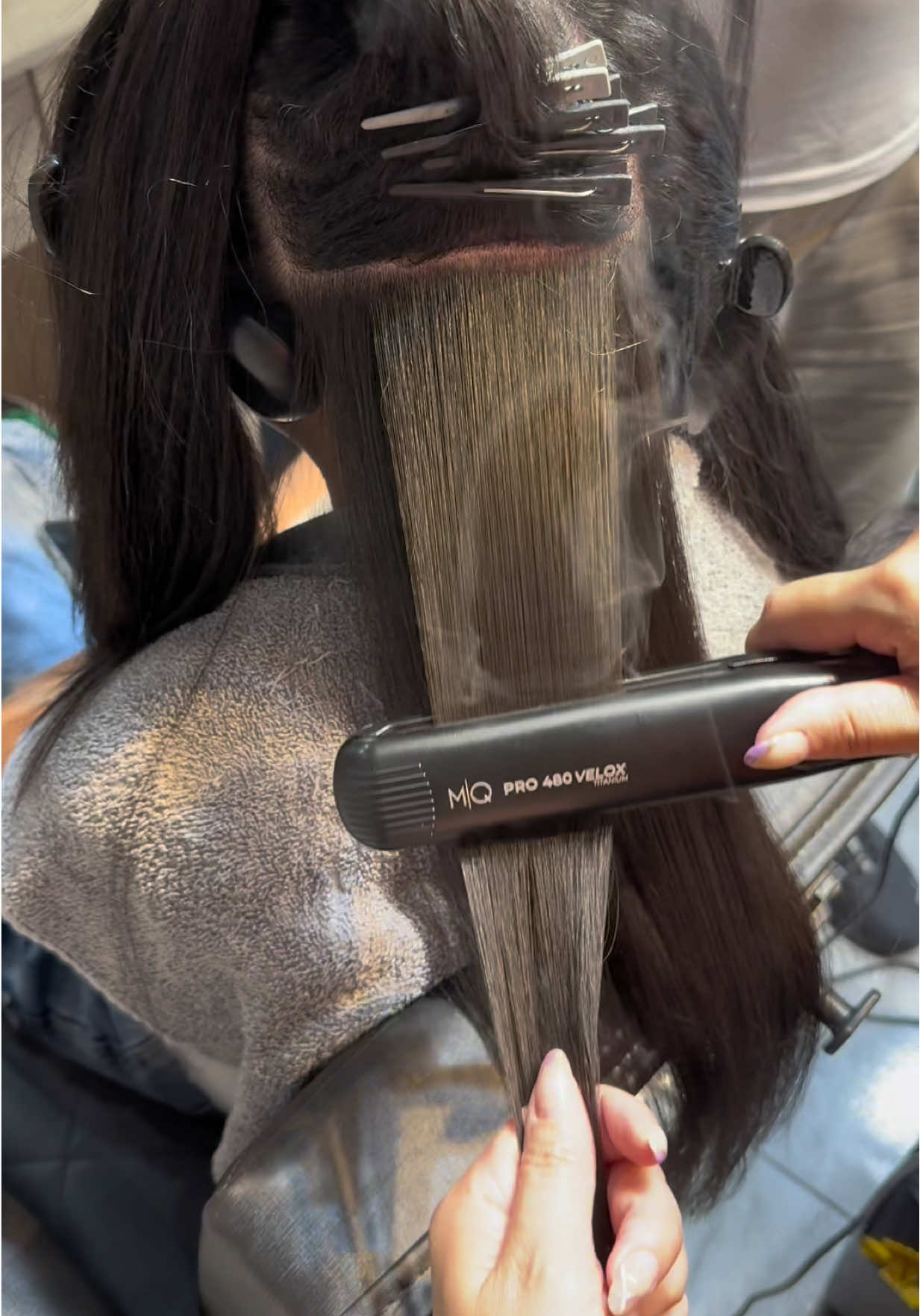 Selando com a minha favorita 🤩  Prancha Pro480 Velox @MQ Hair Professional  Cupom de desconto: sheilamq  #progressiva #liso #realinhamentocapilar #selagemcapilar 