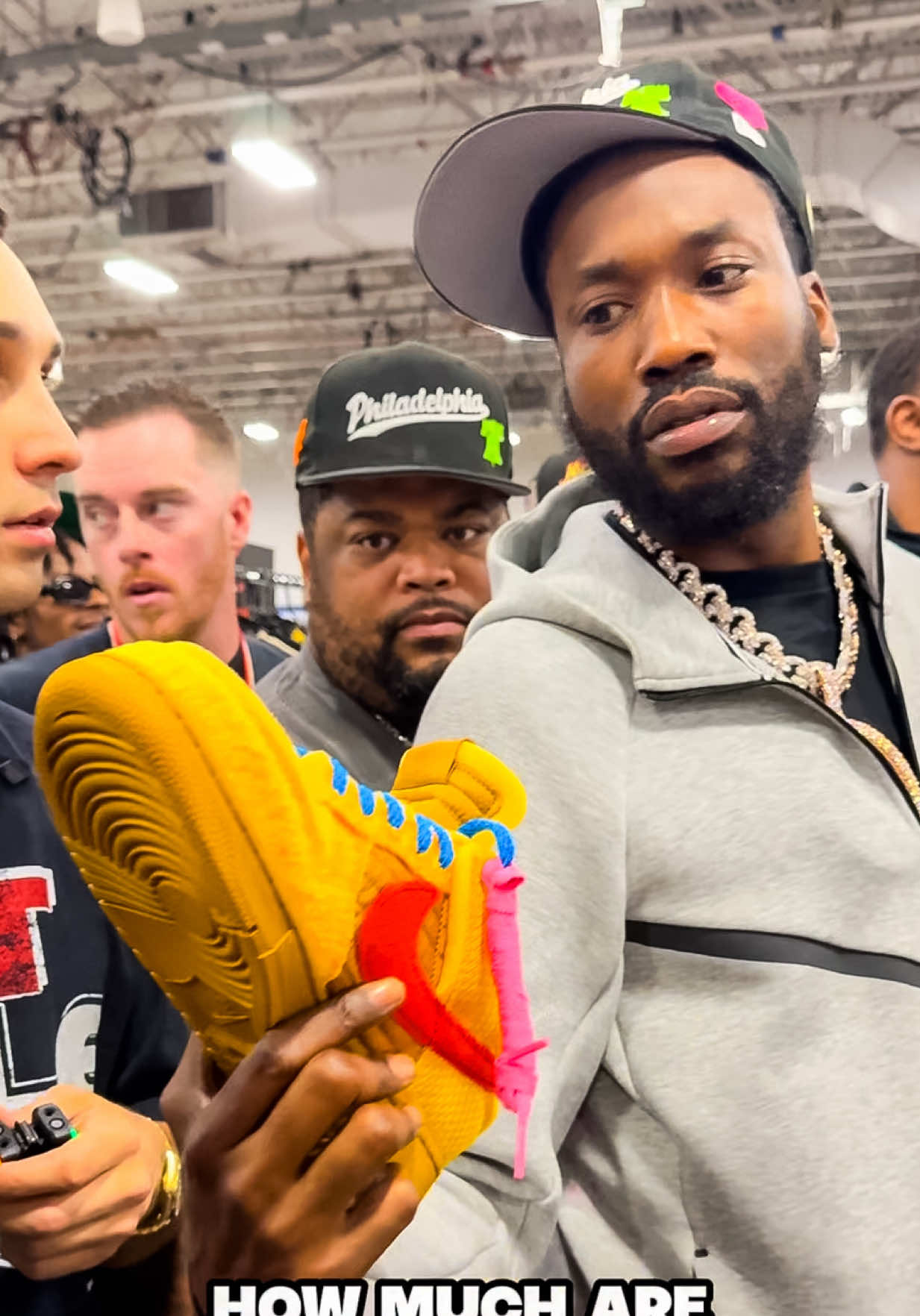 Meek Mill cashed out at Got Sole 😳 Link in bio to watch the full YouTube video 👀 #MeekMill #sneakers #fyp