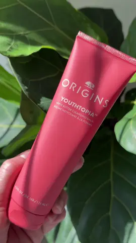 Amigas, the scream that I scream!!! THANK YOU @Origins Skincare for the most beautiful package.  I’ve tried and loved 2/3 of these products, so I have high hopes for that cleansing balm 🫶🏼🫶🏼🫶🏼🫶🏼  If you’re not double cleansing when removing your makeup, take this as your sign.  #skincare #skincareroutine #origins #doublecleansing 