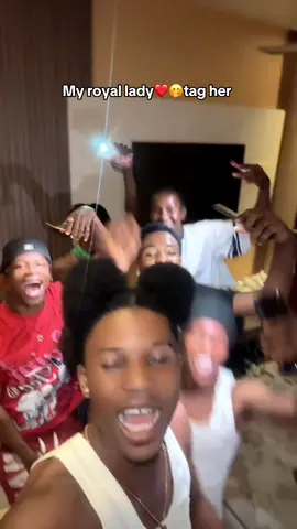 My royal lady @amamingle_19 Tag your fav person ❤️🤭@Cojo Rae🧪  Cc:@TEAM WONDERS🇬🇭🦅🏡 @VYBER.DANCE🌈🦅 @RICH KISS MI🇬🇭🦅 #fyp #viral #Love #royal #couple 