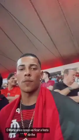 vai começa a festa 🖤❤️