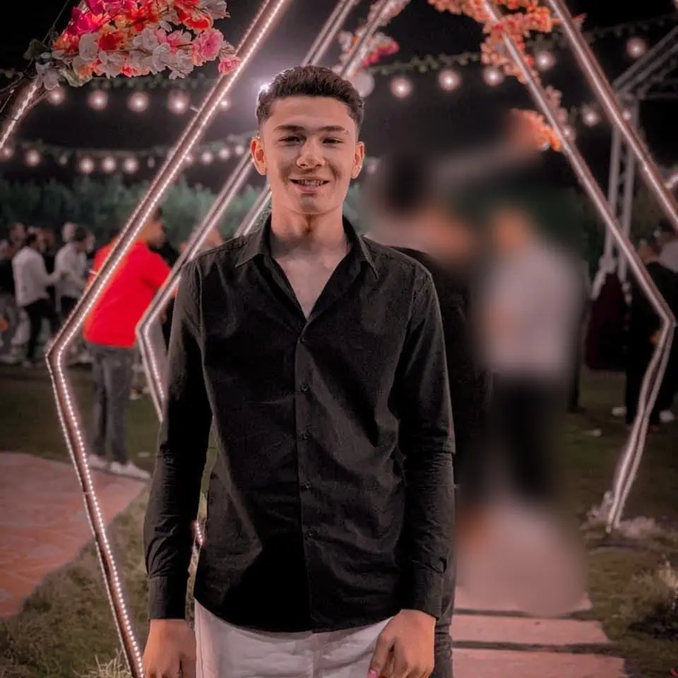 لن يأتي الزمن بمثلي وإن أتي فهوا إبني 🖤✔️