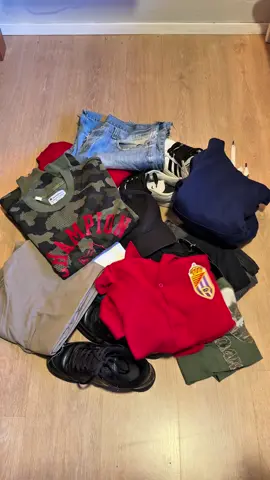 COMO VESTIR BIEN SIEMPRE #fashiontips #fashion #streetwear #moda  . . . vestir bien sin gastar, cómo vestirse bien, estilo masculino, guía para vestir bien, moda streetwear, cómo combinar ropa, outfit hombre barato, ropa básica, moda minimalista, outfits neutrales #creatorsearchinsights 