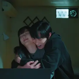 i really wish they had a happy ending… 😞 #dearx #kdrama #kimyoojung #kimyoungdae #dorama sc: tenascenes  [dear x, kim young dae, kim yoo jung, kdrama, dorama]