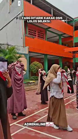 Assalamualaikum warahmatullahi wabarakatuh  🗣: DUHHH, ADA APA NIH KOK SERU BANGET KAYANYA? PASTI SERU DONG! OSIS SMPIT Islamia lagi narik calon pengurus OSIS nih Setelah melewati 2 tahap yang dipenuhi rintangan, usaha dan doa setiap peserta akhirnya terpilihlah orang orang hebat yang akan menjadi anggota OSIS SMPIT Islamia++++  #berdaya #berkarya #berdampak #osis #trending