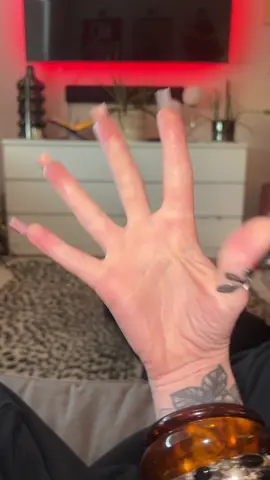 Haven’t had my nails professionally done since my homeless days 2022 😭 always use glue ons 😂 #nailart #nailinspo #nailtok #acrylicnails #y2knails 