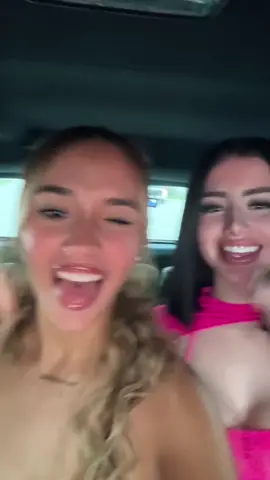 miami sharks 😛 @Ig @lunaamichell 