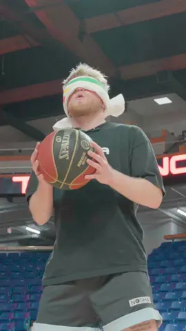 Longest basketball shot blindfolded 🏀 22.51 m (73 ft 10.2 in) by @Tristan Jass 🇺🇸 Tristan recently broke four Guinness World Records titles during his day of attempts in Langley Township, British Columbia, Canada.