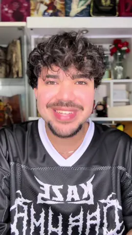 Todos empezamos desde algún lugar ✨ Si siempre has querido crear tu propio cosplay, este tutorial es para ti 🎭 Aprende cómo transformar simples planchas de EVA foam en piezas de arte y da tu primer paso al mundo del cosplay 🎨💪 #CosplayBeginner #FoamCraft #CosplayParaPrincipiantes 