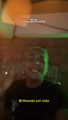 Brilhando em vida, sorrindo atoa. 💖🎵  #marcantes_do_pará #rockdoido 