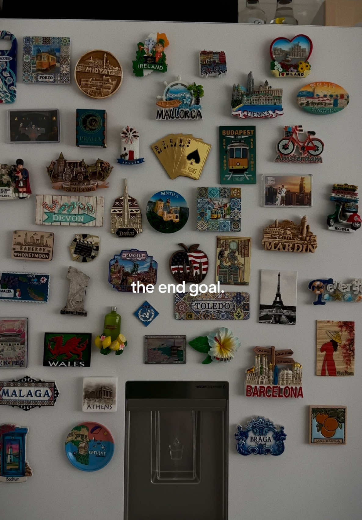 magnets full of memories… best souvenir🤍🗺️ #wanderlust #traveltok #travel #inspiration #fridgemagnet 