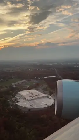 Air Force One Flys Over Washington Commanders game 🔥