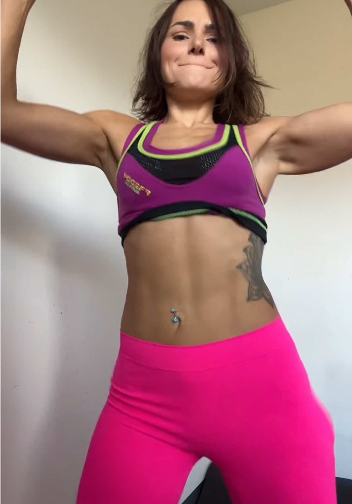 Good vibes only 🥳🥳🥳🥳 #dancersoftiktok #dancingtiktok #tiktoktrend #fyppage 