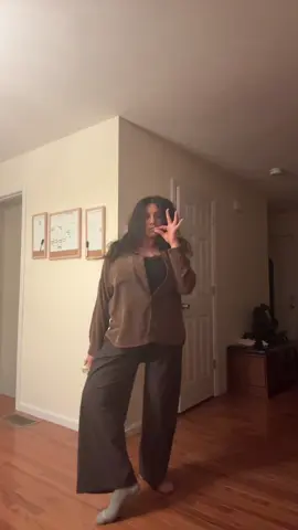 spaghetti: scared edition 🍝 first take bc i got tired lol #lesserafim #kpop #dancetutorial #dance #katseye