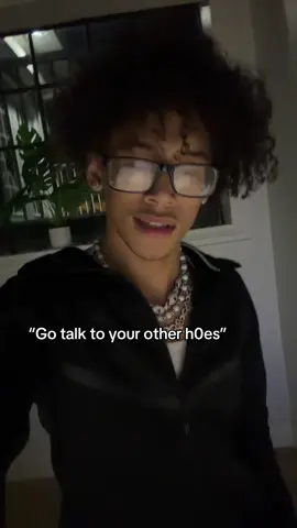 I don’t talk to nobody 🙂