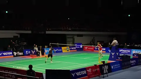 🤔 ai đây nhể, đập rát thế 🤔 #caulong #badminton #ok #thua  # nguồn: douyin 