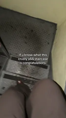 No way nobody hasnt eaten this entire staircase before #nyc #soho #socialista 