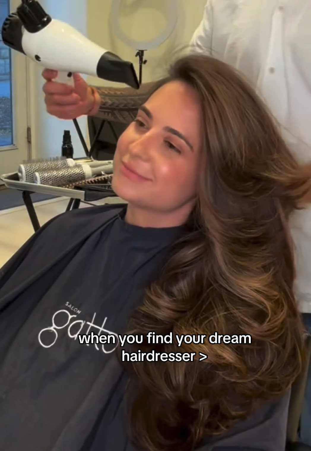 @🦋✂️DANNY SOUZA🦋✂️ ily 🤍 @Salon Gatto #butterflyhaircut #haircut #blowout #hairtok #fyp @Oribe  @Victoria’s Secret 