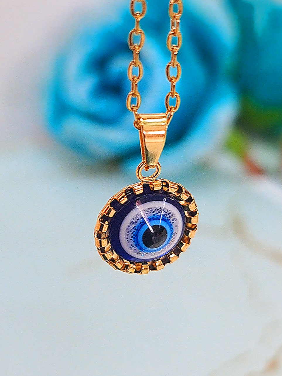 สร้อยคอและต่างหู Evil Eyesมาเป็นเซตเลยวันนี้มาเป็นเซตเลยนะคะ ราคาดีมากๆ เป็นงานนำเข้า เชื่อกันว่า Evil Eye ช่วยปัดเป่าสิ่งชั่วร้ายนำความโชคดีมาให้ กดสั่งซื้อในตะกร้าได้เลยค่ะ